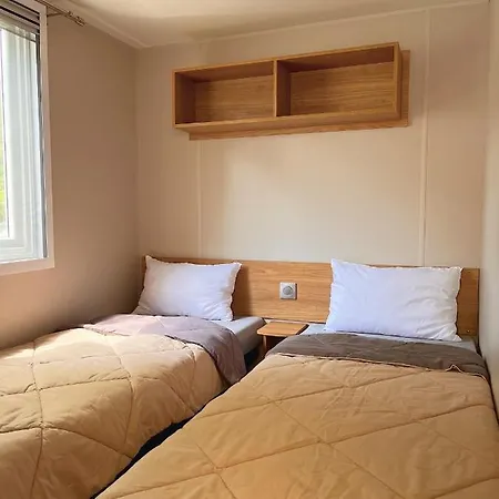 Mobil 4 Etoiles Les Viviers 2 Camping